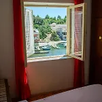 Stone House Dioniz Brnistrova