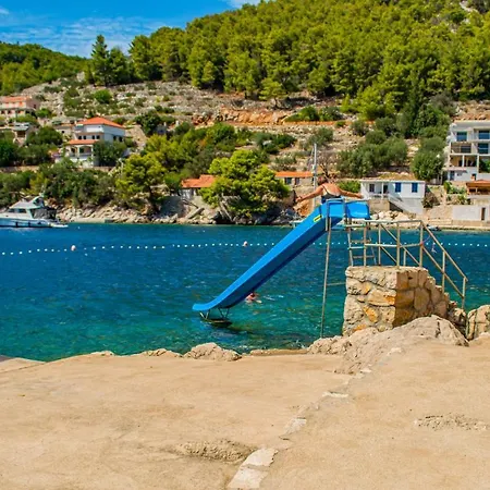 Holiday home Stone House Dioniz